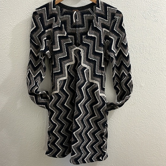 FREE PEOPLE dress ** - Picture 5 of 9